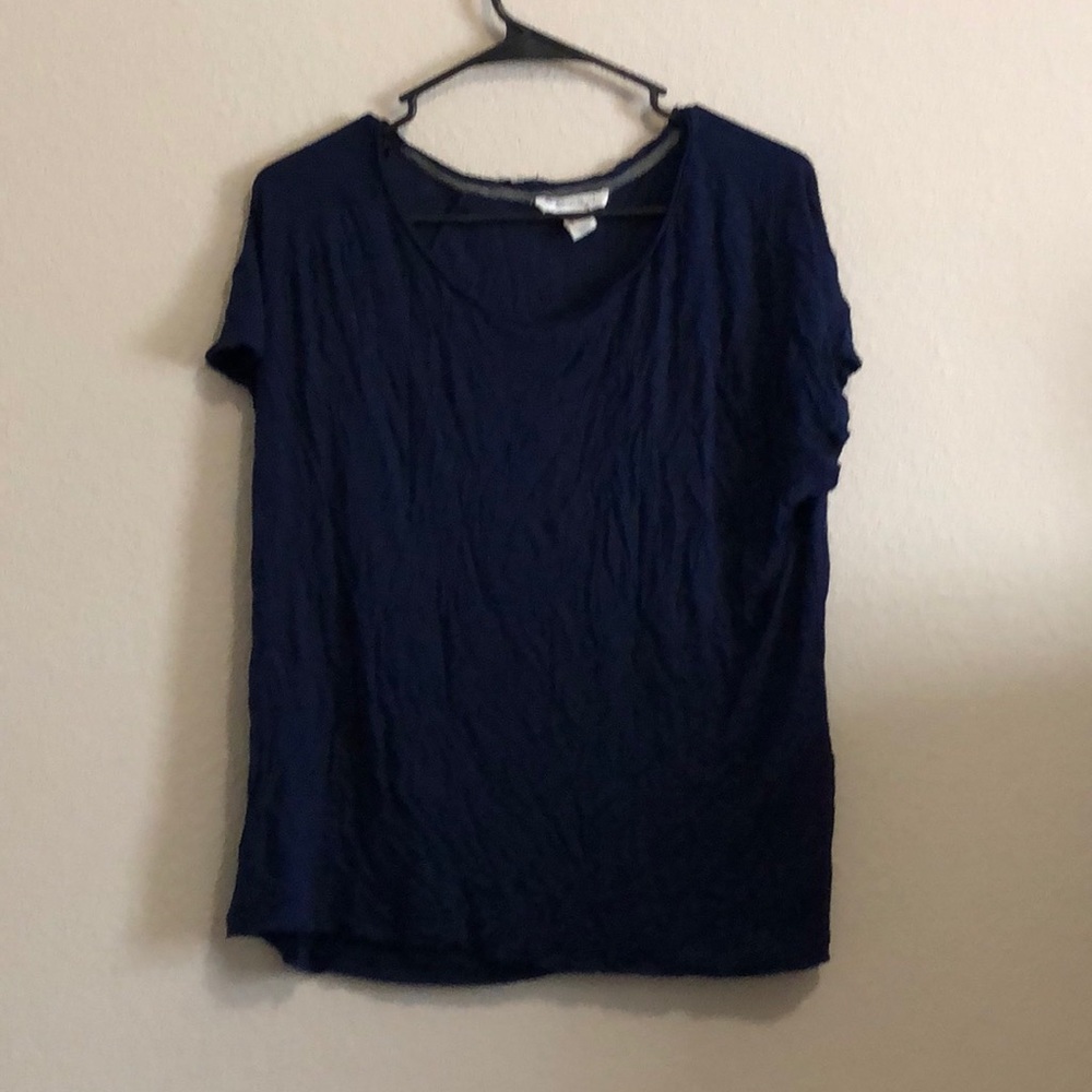 Short sleeve top